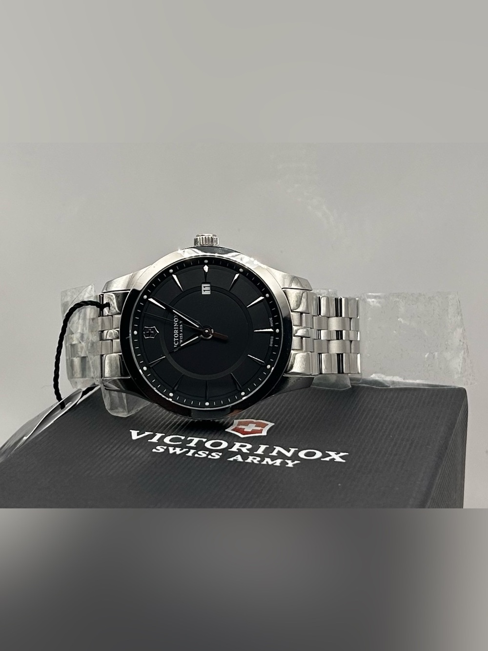 Victorinox Swiss Army Alliance Men’s Black Dial Quartz 40mm Watch New With Box